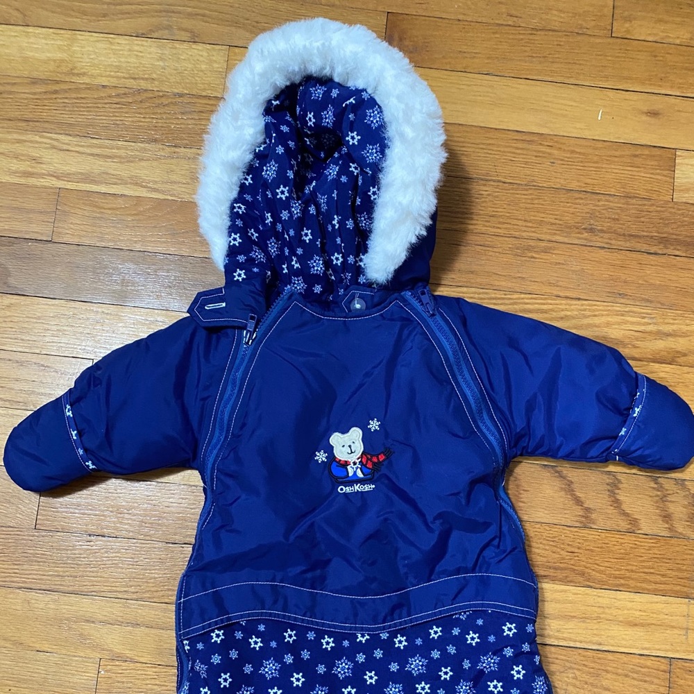 NB/1 snow suit.  Like new.
